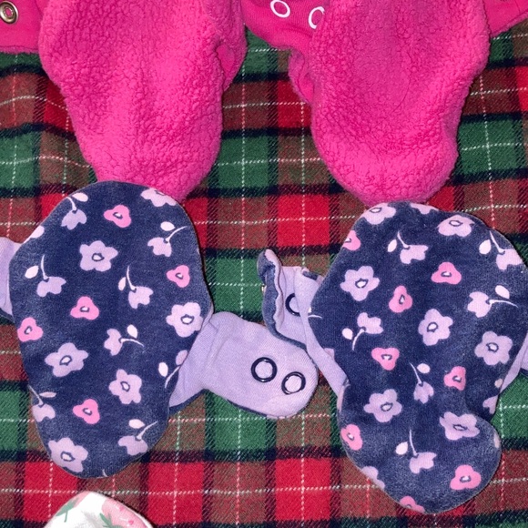 Zutano Pink, Navy Floral, and Strawberry Baby Booties 3 sets lot 3 months - Picture 4 of 12